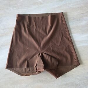 NWOT SKIMS POWER MESH Shapewear XXS
